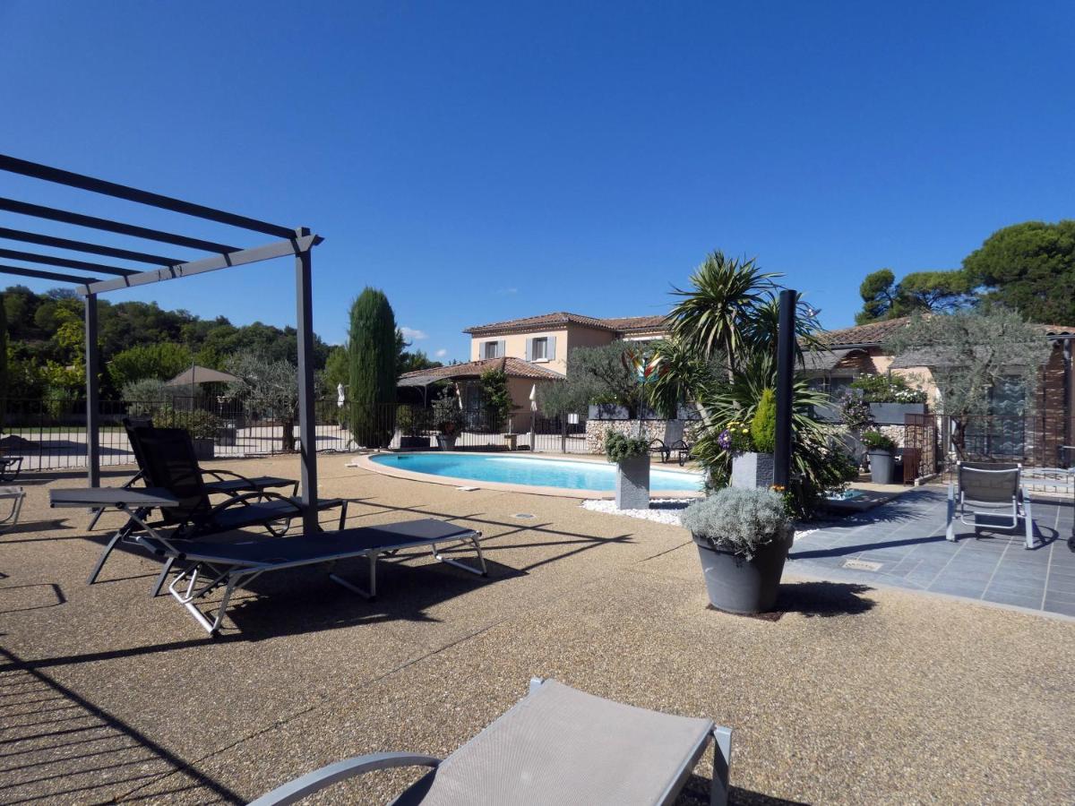 Residence Les Peupliers Loriol-du-Comtat Εξωτερικό φωτογραφία