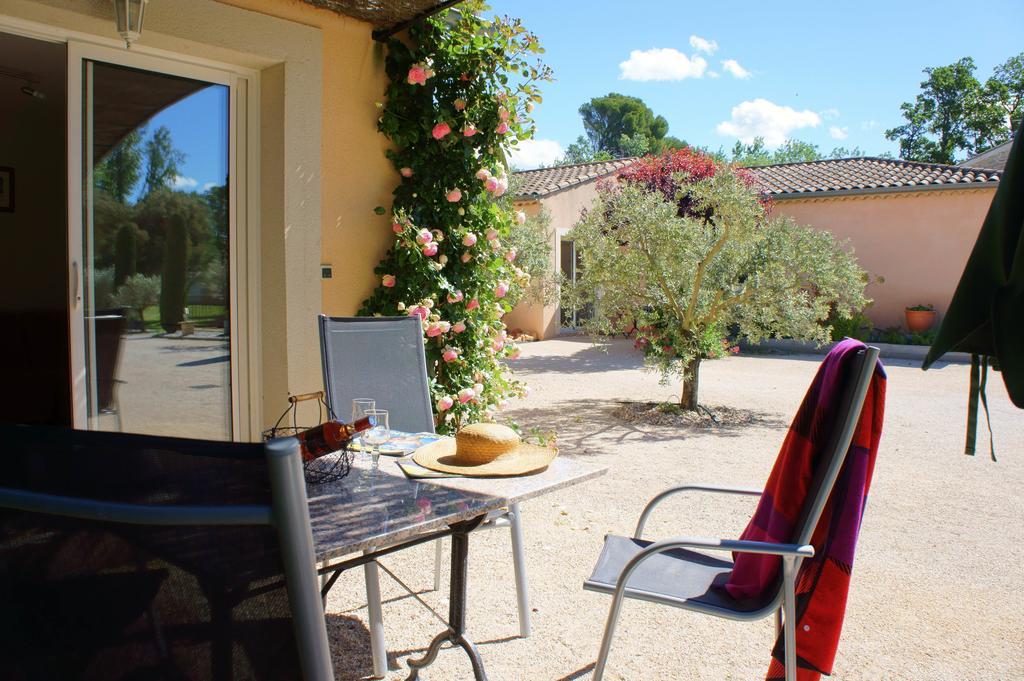 Residence Les Peupliers Loriol-du-Comtat Εξωτερικό φωτογραφία
